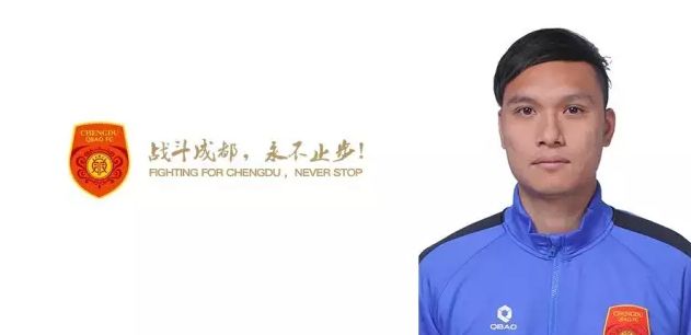 老戏骨钟景辉一生参演电影众多，他对林岭东尤为推崇，“我非常欣赏导演，喜欢他拍摄的技巧和表达的内容”